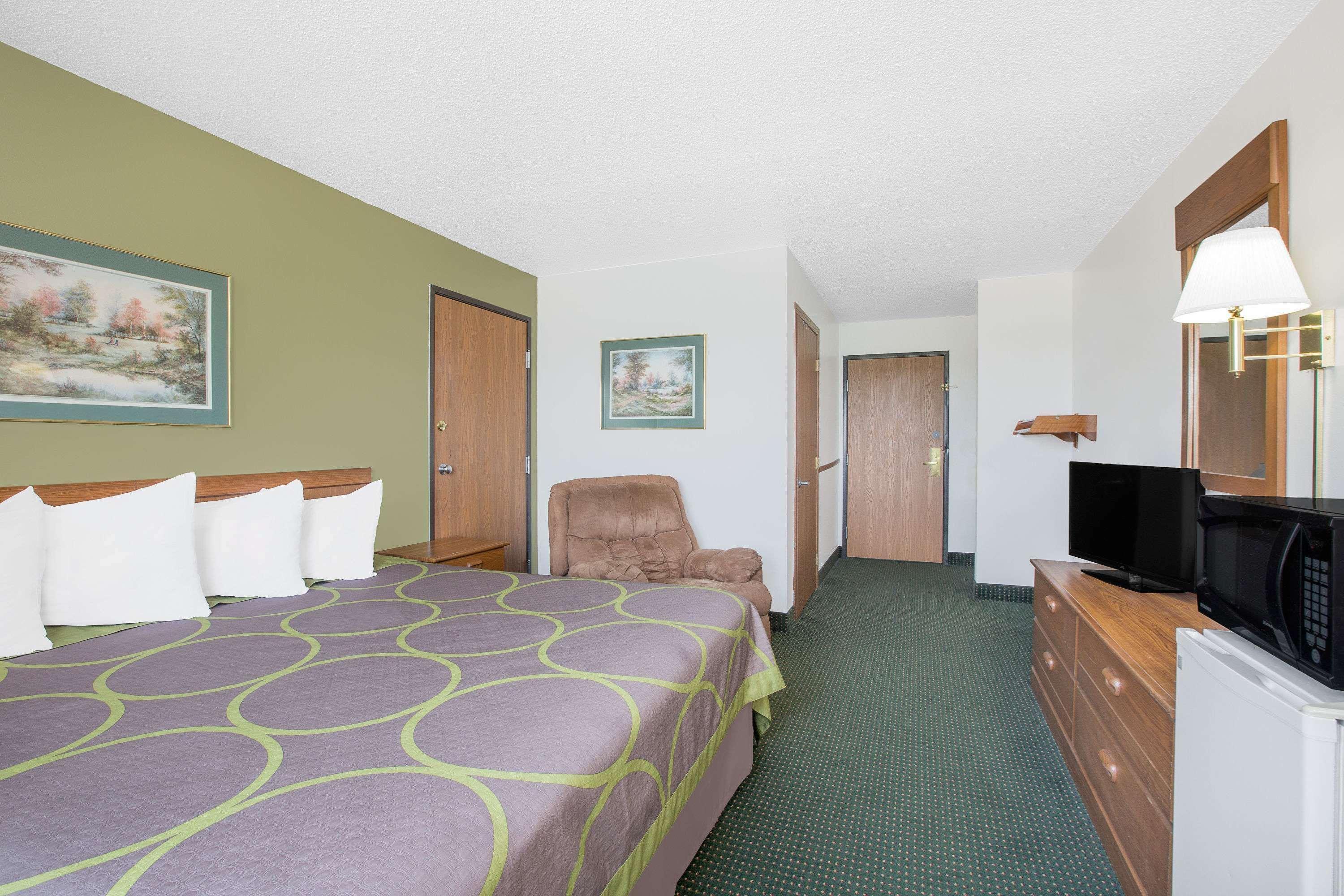 Super 8 By Wyndham Chillicothe Hotel Buitenkant foto