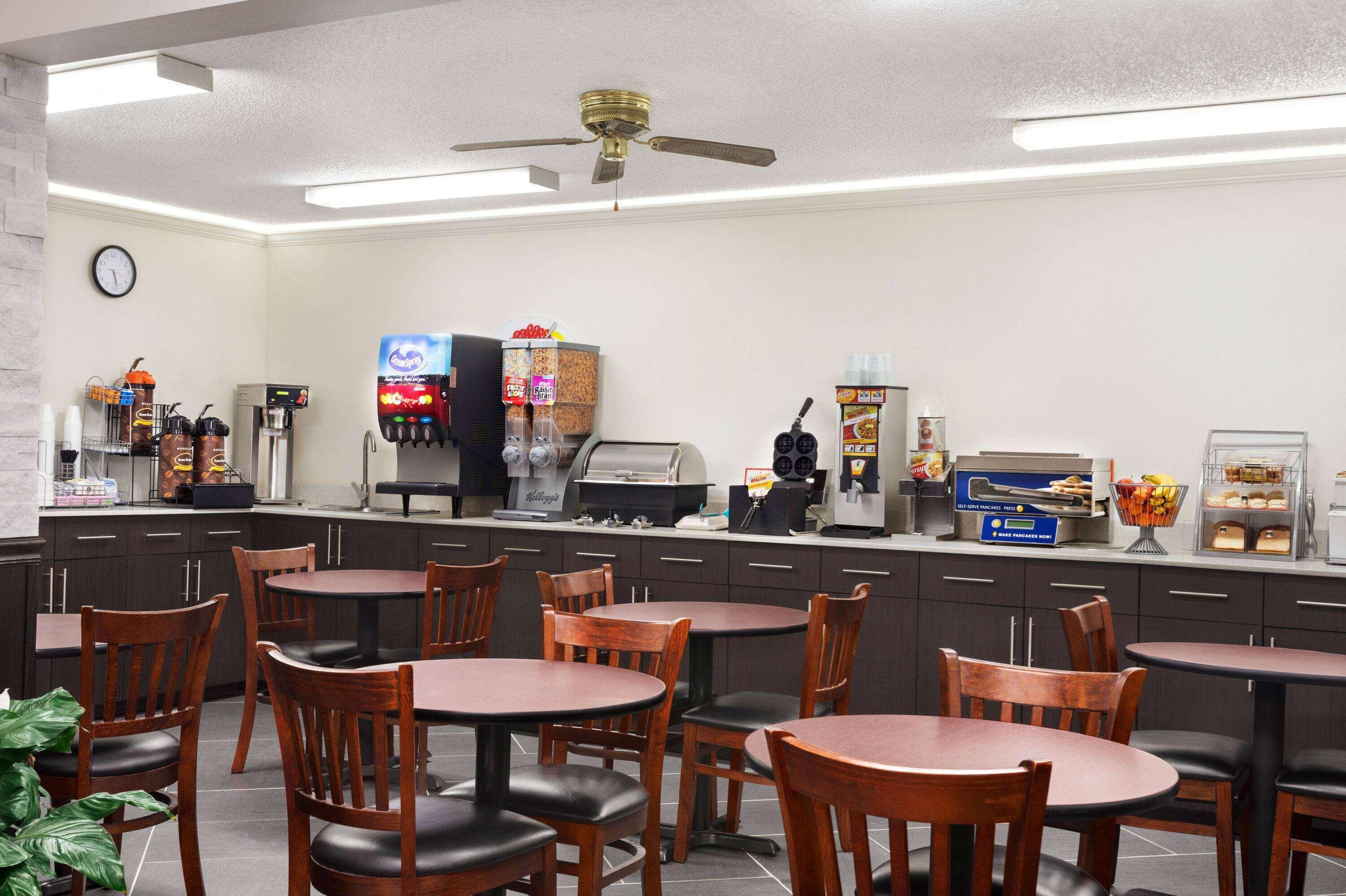 Super 8 By Wyndham Chillicothe Hotel Buitenkant foto